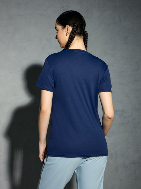 Women Printed Slim Fit Round Neck T-shirt with TECHNOCOOL+