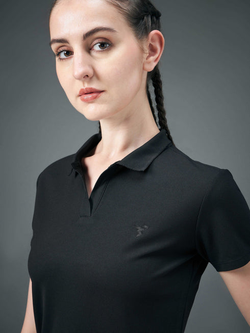 Women Solid Slim Fit Polo T-shirt with MATPIQ
