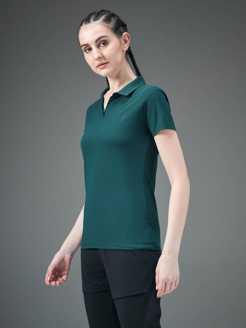 Women Solid Slim Fit Polo T-shirt with MATPIQ
