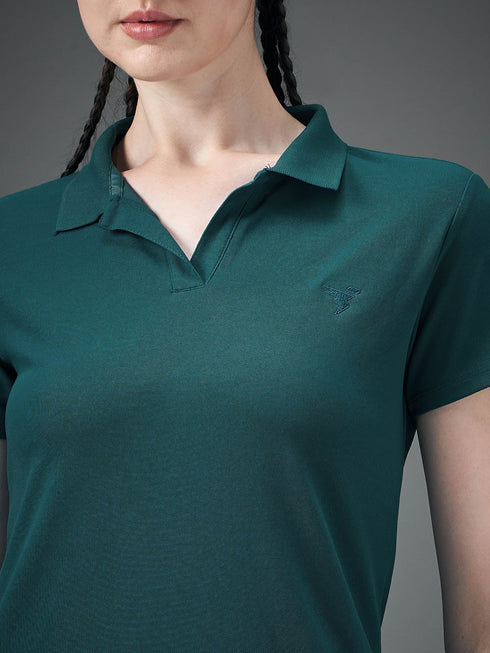 Women Solid Slim Fit Polo T-shirt with MATPIQ