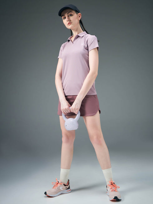 Women Solid Slim Fit Polo T-shirt with MATPIQ