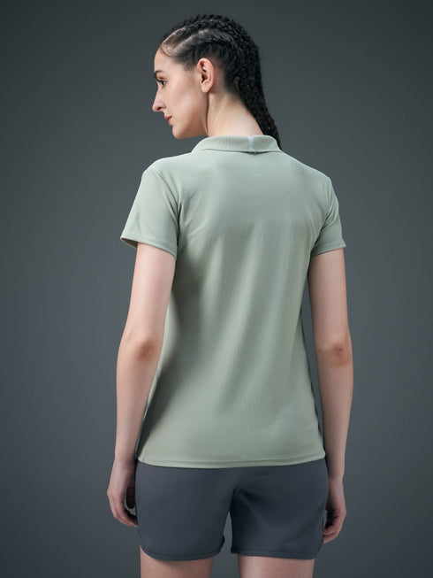 Women Solid Slim Fit Polo T-shirt with MATPIQ