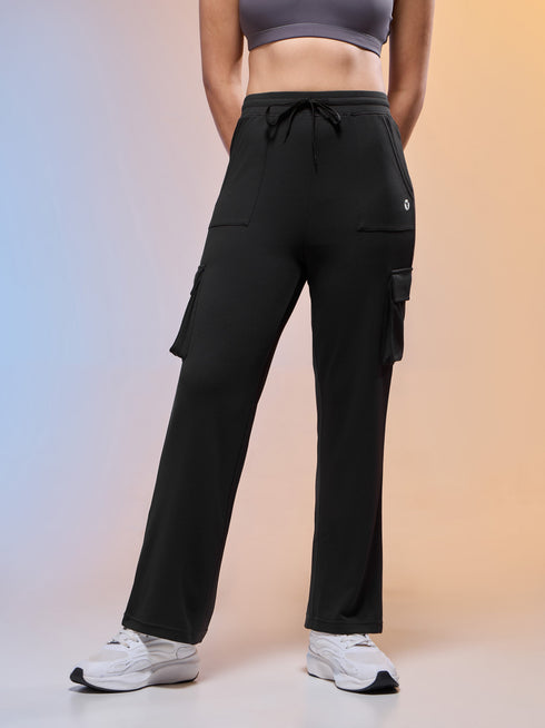 Women Solid Straight Fit Cargo Trackpants with TECHNOCOOL+