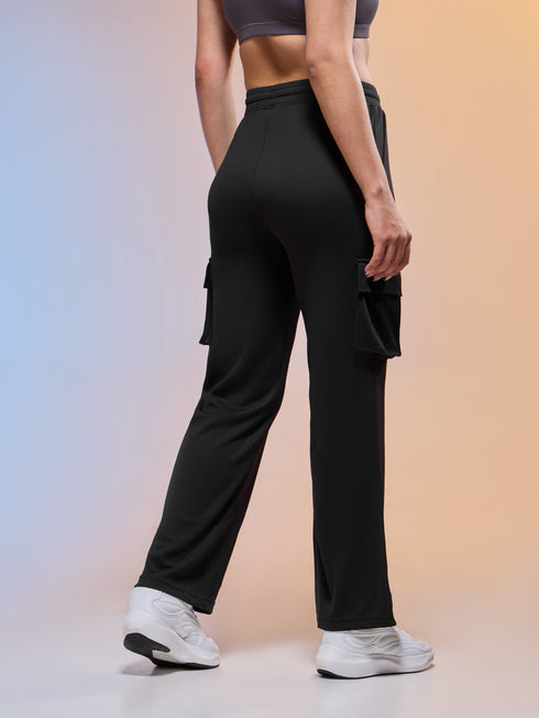 Women Solid Straight Fit Cargo Trackpants with TECHNOCOOL+