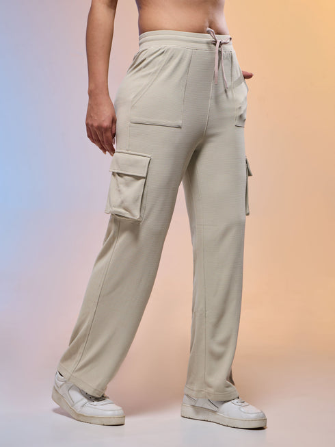 Women Solid Straight Fit Cargo Trackpants with TECHNOCOOL+