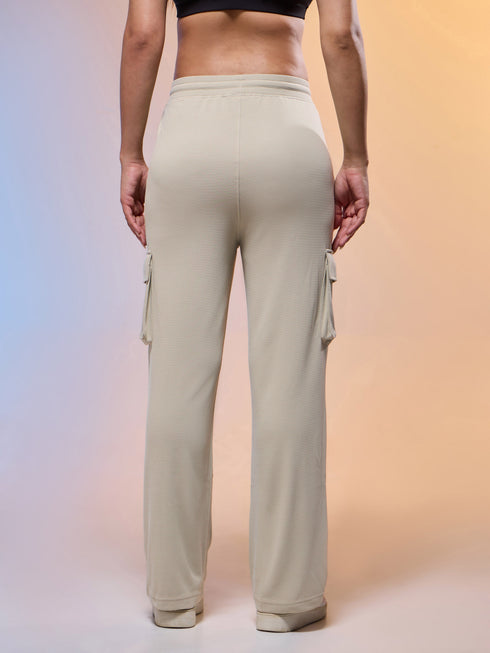 Women Solid Straight Fit Cargo Trackpants with TECHNOCOOL+