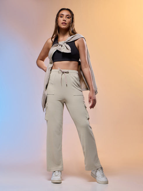 Women Solid Straight Fit Cargo Trackpants with TECHNOCOOL+