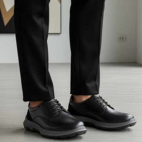 Men's Lace-Up Leather Casual Shoe with Lightweight Comfort Sole