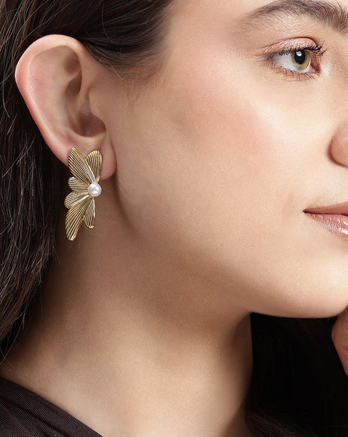 18kt Gold Plated Pearl Bold Butterfly Stud Earring