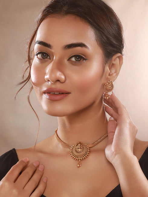 Gold Polish Flexible Brass Chain Minimal Temple Lakshmiji Jewellery Set