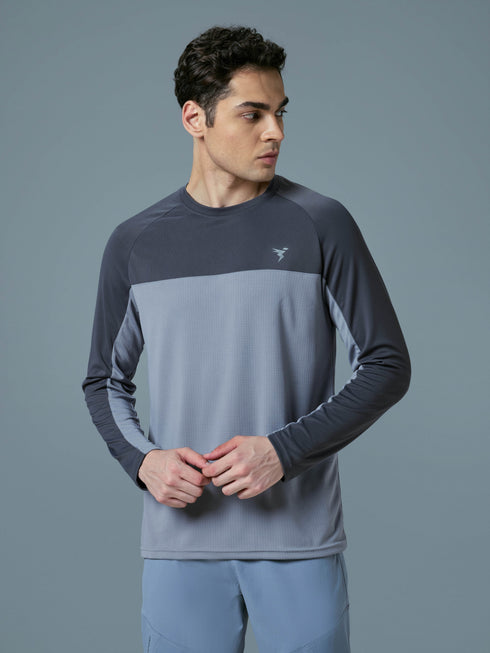 Men Colorblock Slim Fit Crew Neck T-shirt with TECHNO COOL+