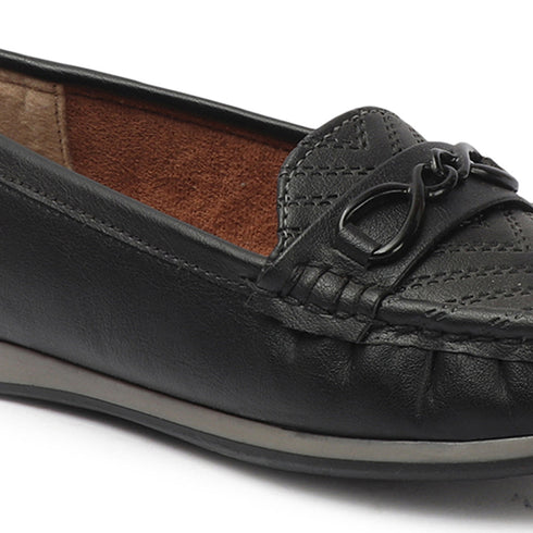 Women's Textured Classic Slip-On Loafers
