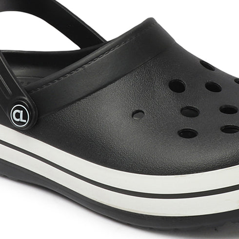 Men Striped Band Perforated Clogs